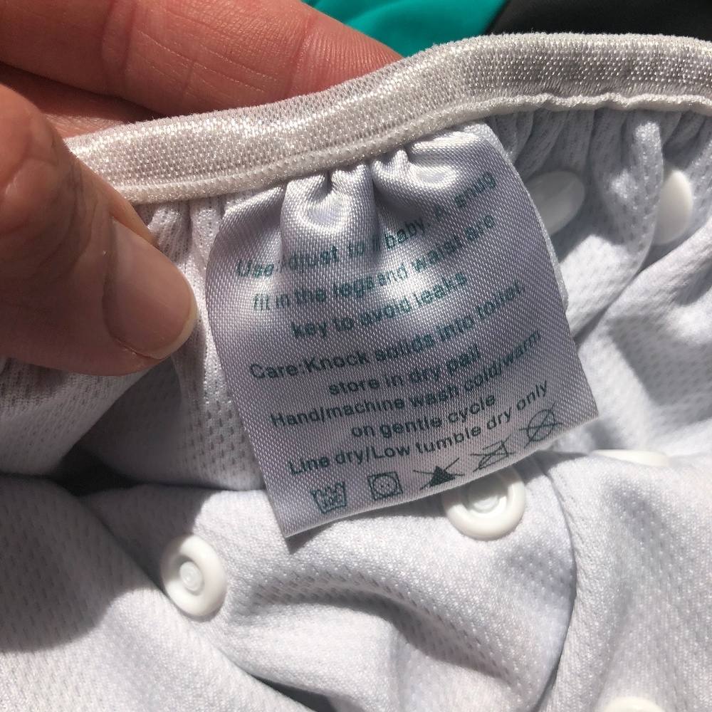 Swim Set (Rashguard + Swim Diapers) - Picture 4 of 5